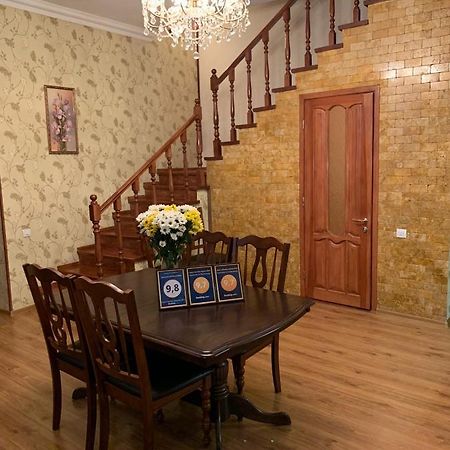 Apartment On Zhukovskogo Одесса Экстерьер фото