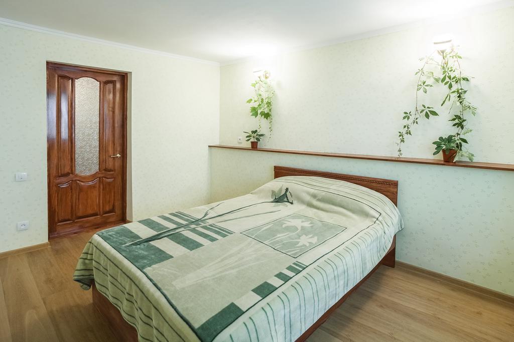 Apartment On Zhukovskogo Одесса Экстерьер фото