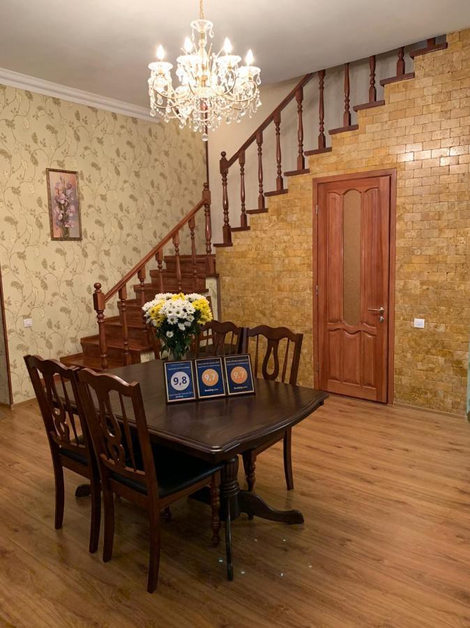 Apartment On Zhukovskogo Одесса Экстерьер фото