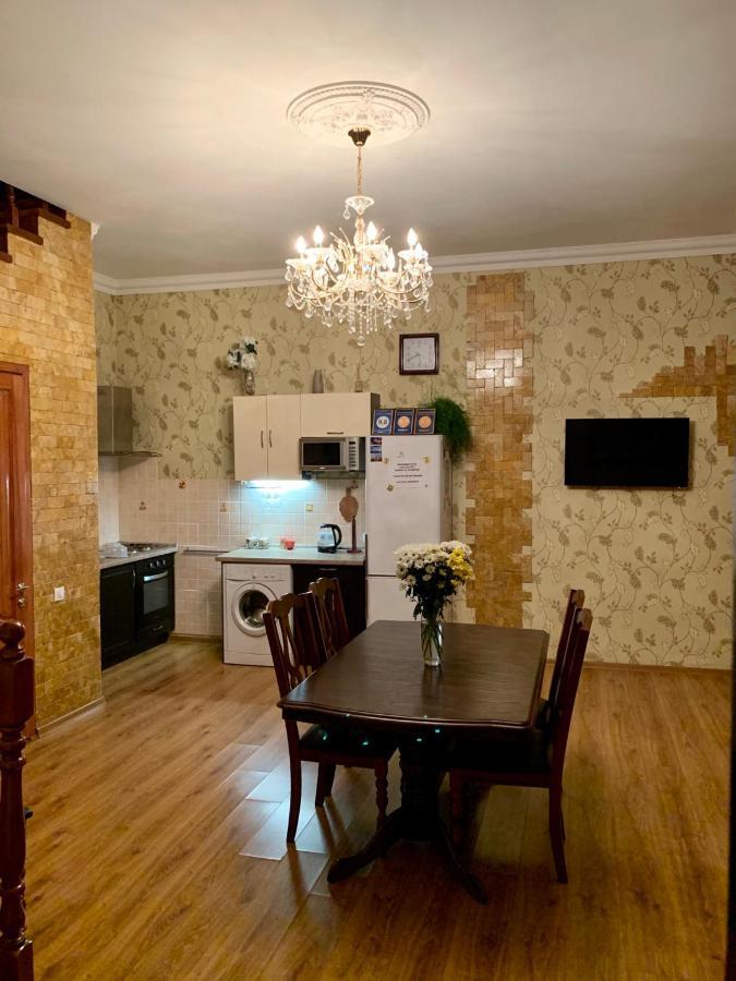 Apartment On Zhukovskogo Одесса Экстерьер фото
